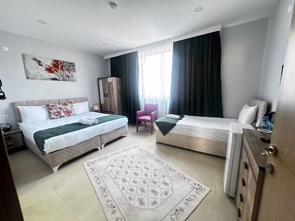 Garden Terrace Otel — 7