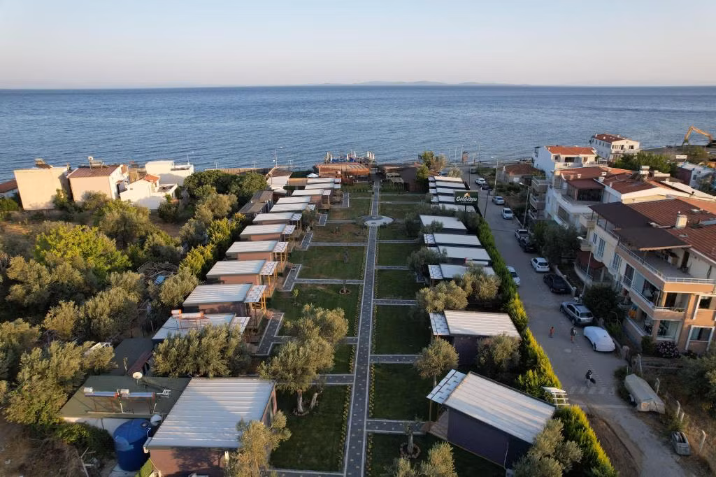 Gargaron Beach Hotel