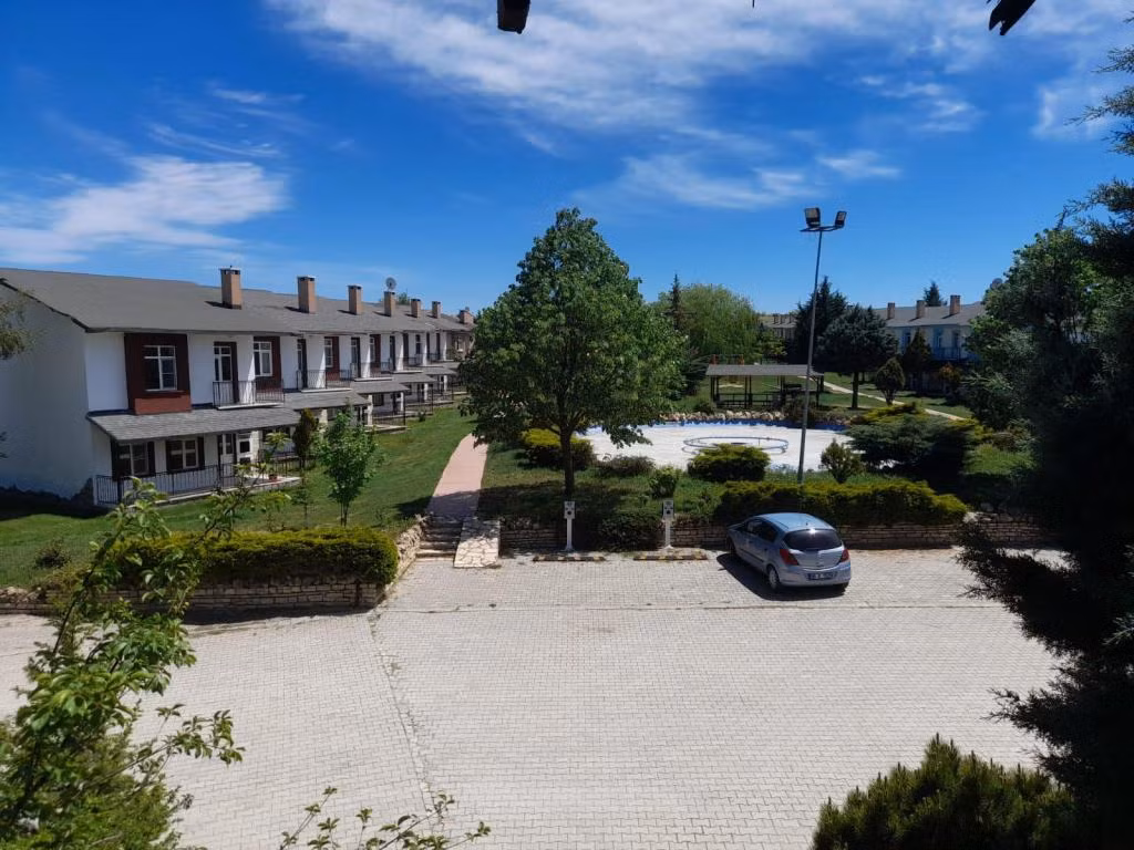 Gazlıgöl Aydın Palace Termal Tatil Köyü — 7