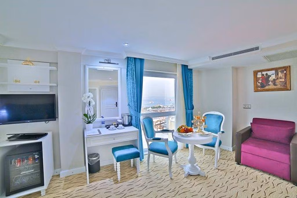 Glamour Hotel Istanbul Sirkeci — 7