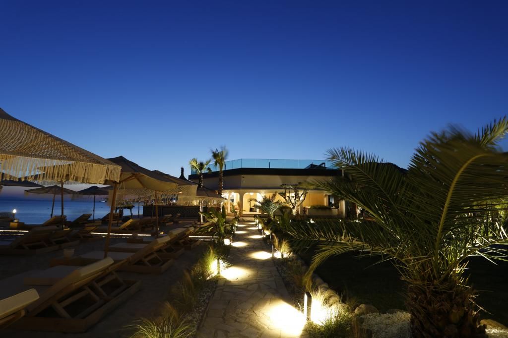 Glenn Hotel & Beach — 8