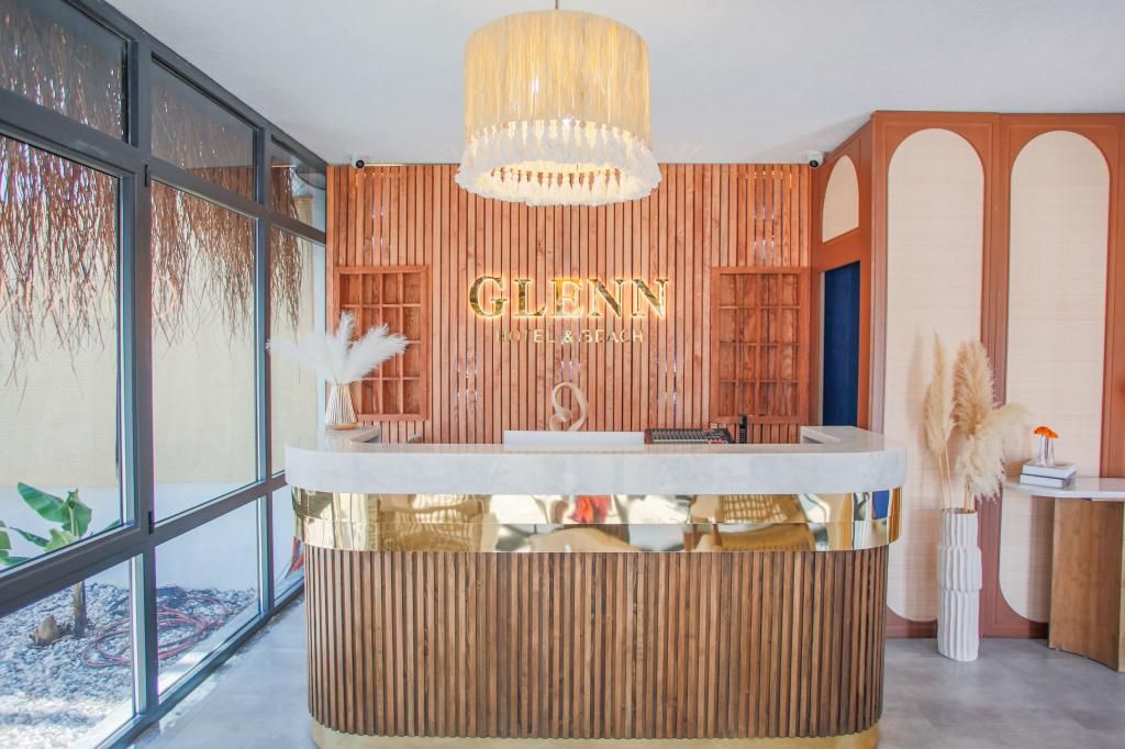 Glenn Hotel & Beach — 5