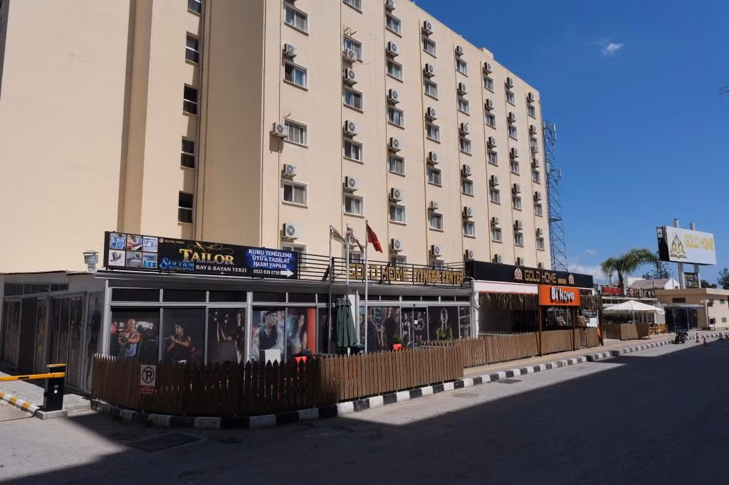GoldHome Apart&Hotel — 8
