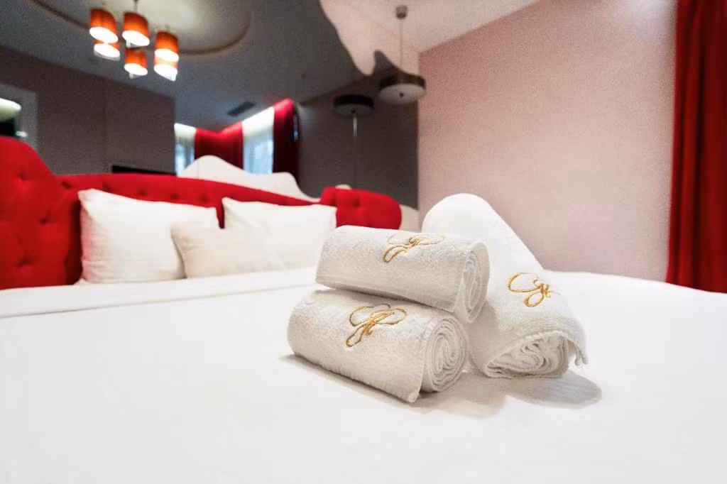 Golden Pars Hotel — 9