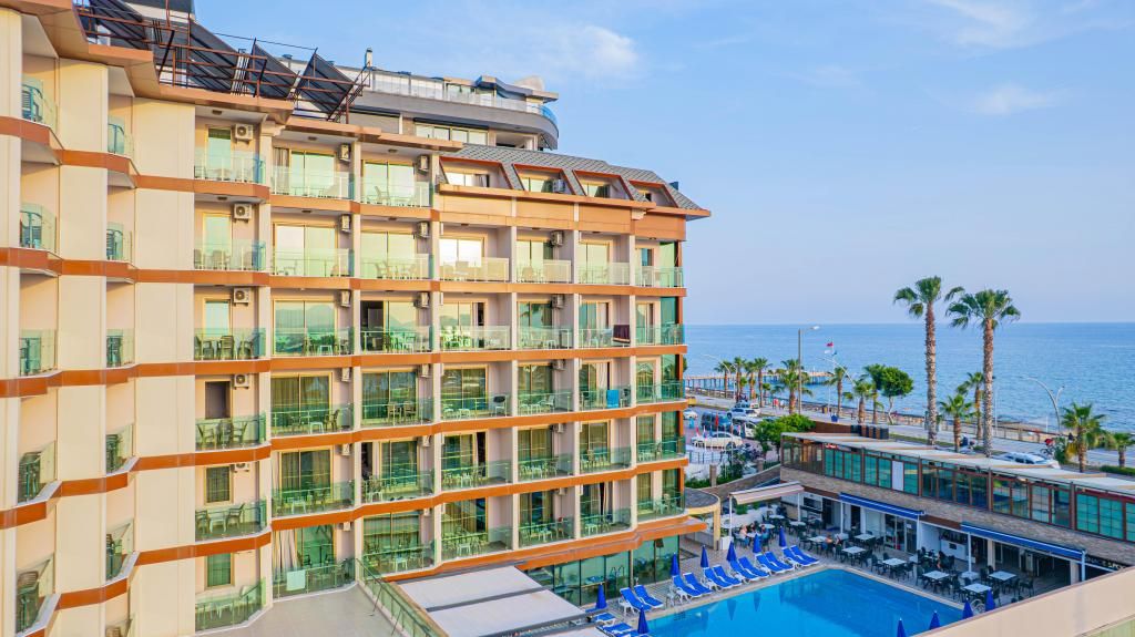 Grand Barhan Hotel — 4