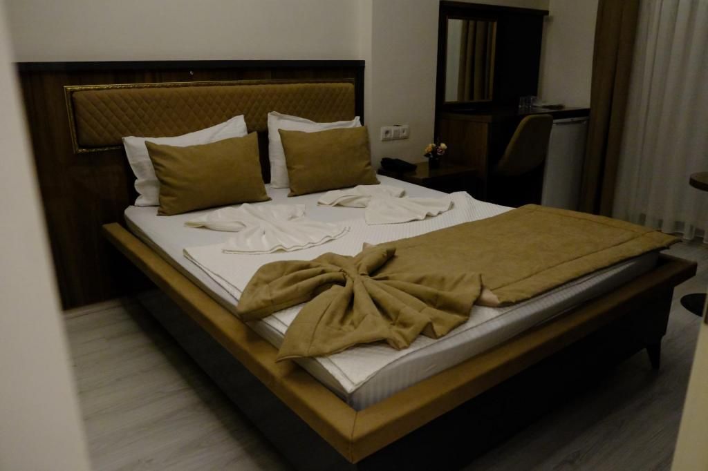 Grand Diamond Hotel