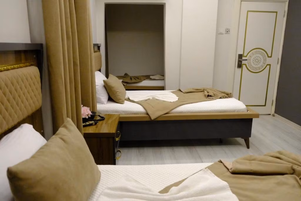 Grand Diamond Hotel — 9