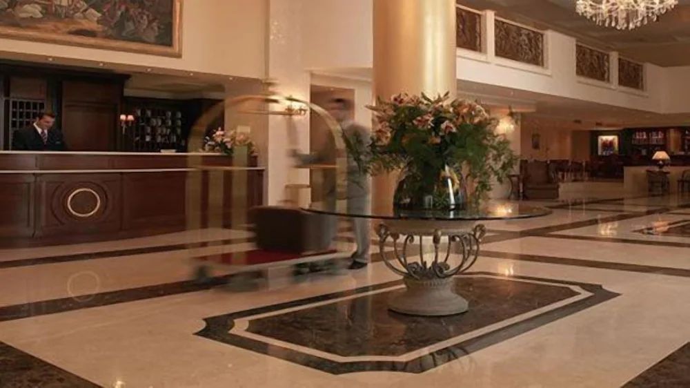 Grand Hotel Palace — 3