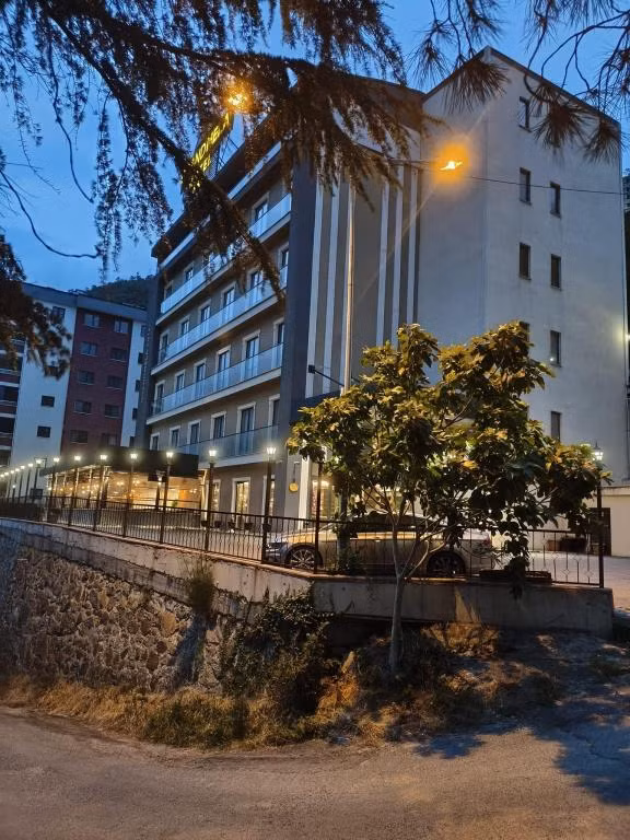 Grand Mela Hotel — 2