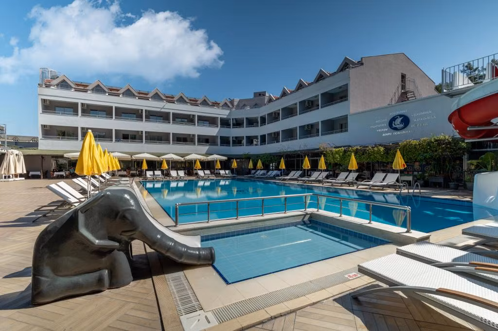 Grand Viking Hotel — 9