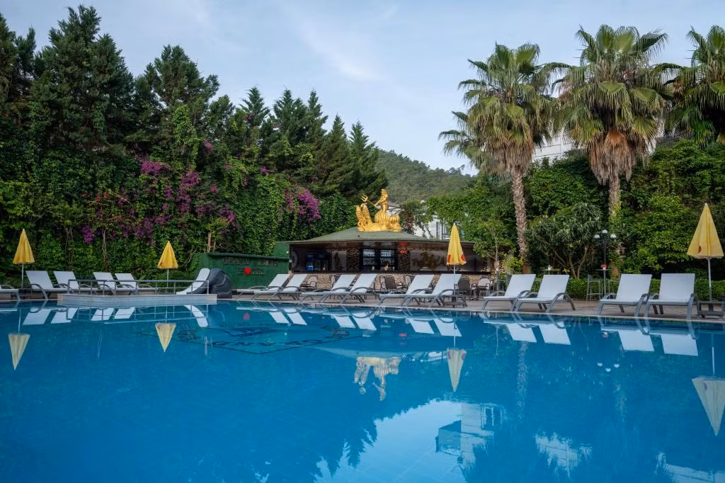 Grand Viking Hotel — 3