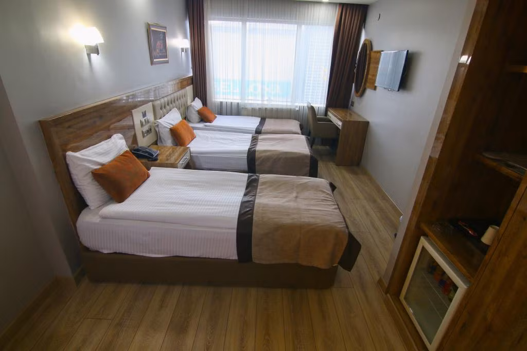 Grand Zara Hotel — 7
