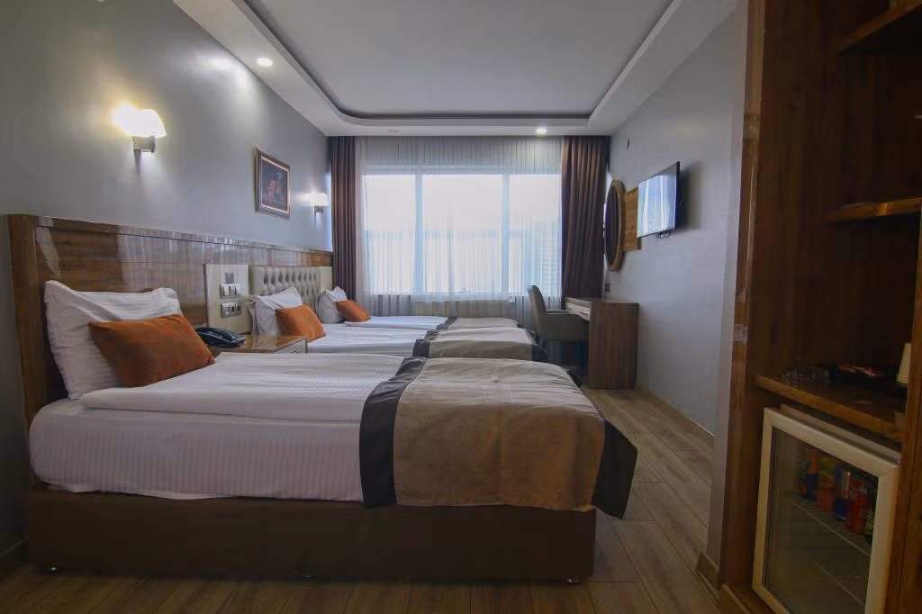 Grand Zara Hotel — 8