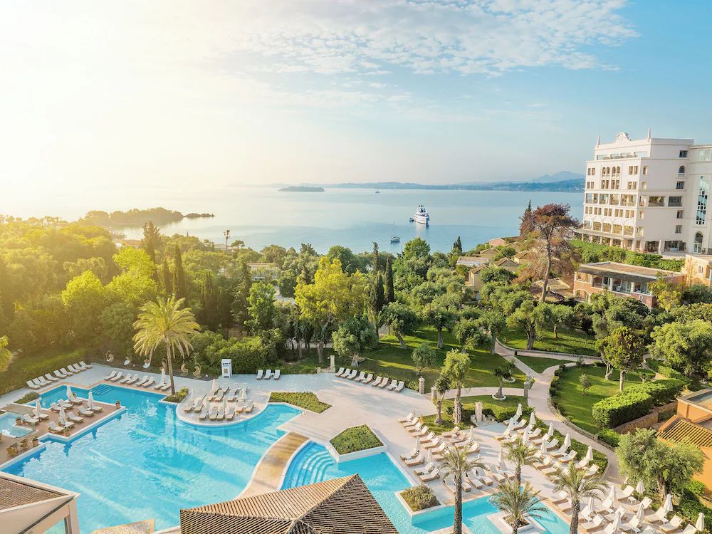 Grecotel Eva Palace — 8