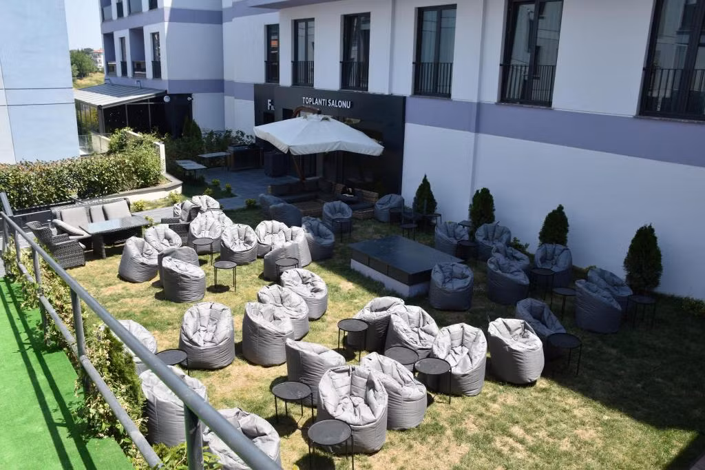 Green Hills Suites — 4