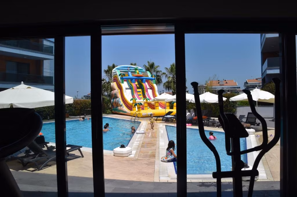 Green Hills Suites — 8