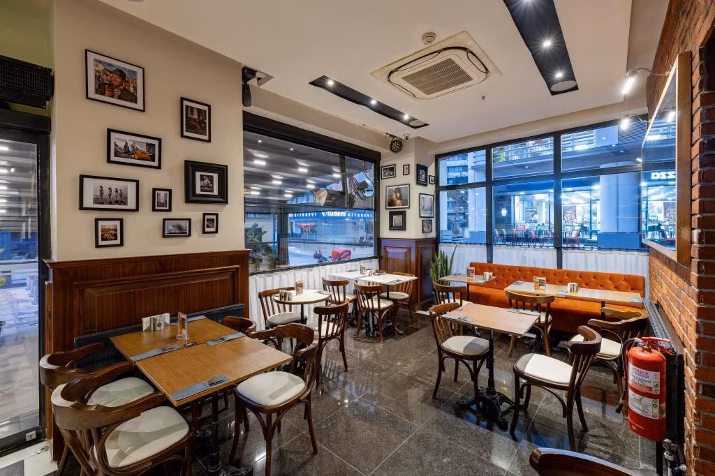 HAY Hotel Alsancak — 4
