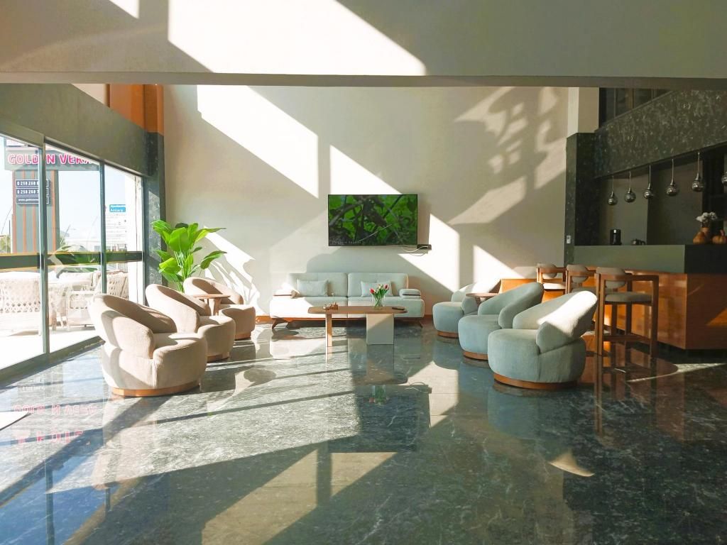 Hotel Golden Vera — 3