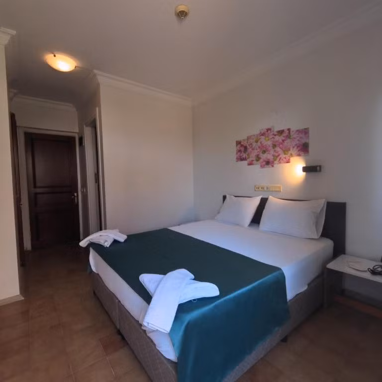 Hbs Otel Kuşadası — 9