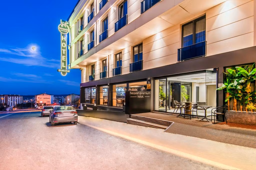 Heaven Premium Airport Hotel — 2