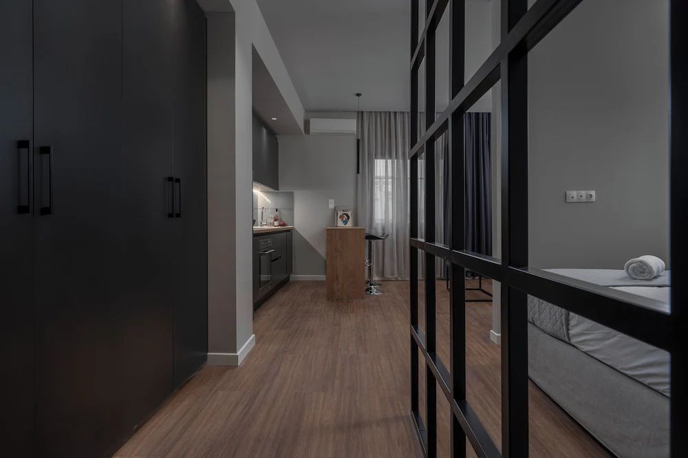 Hebrard Industrial Suites — 6