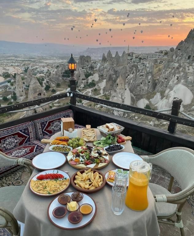 Hermes Cave Hotel — 6