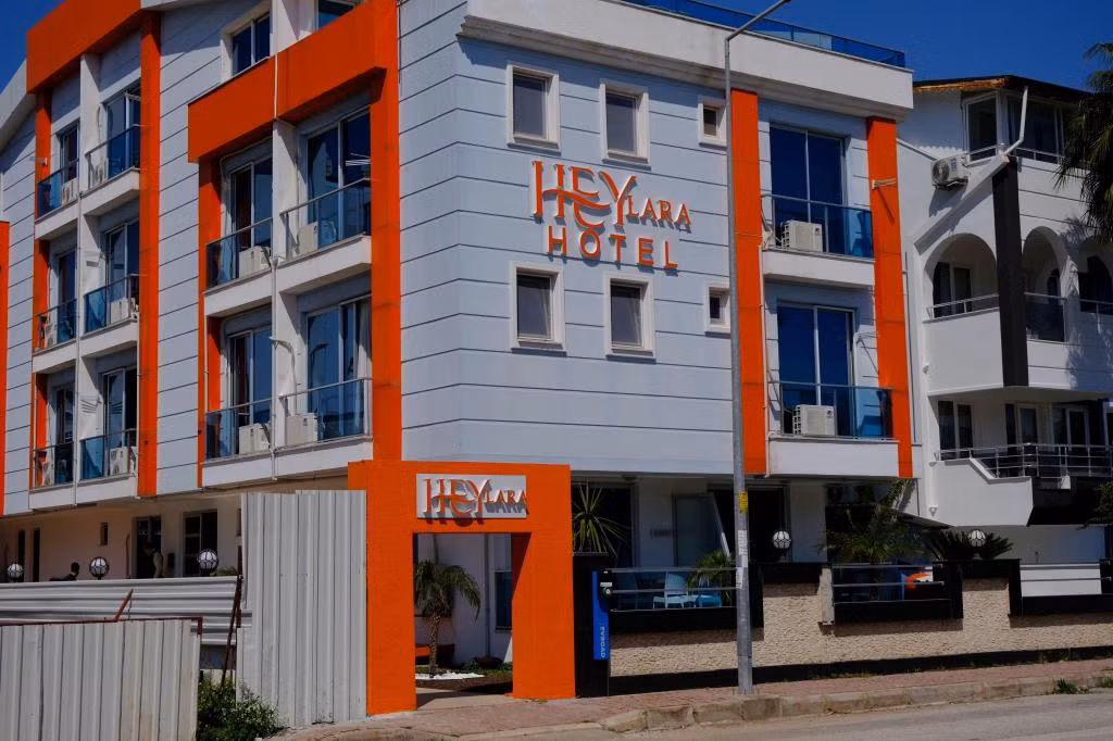 Hey Otel Lara