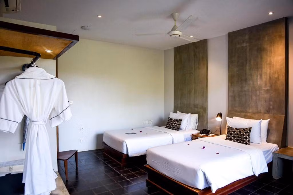 Hillocks Hotel & Spa — 8