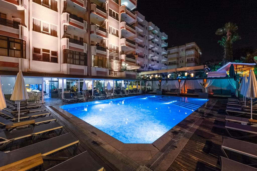 Hma Hotel & Suites — 7