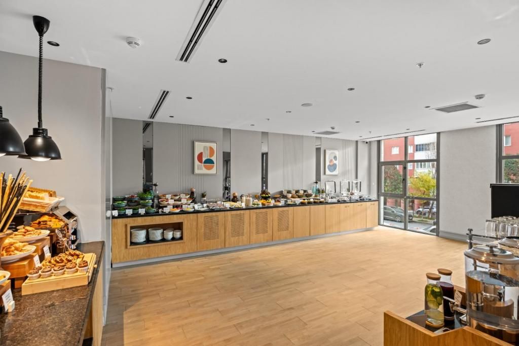 Holiday Inn Beylikduzu - İstanbul — 7