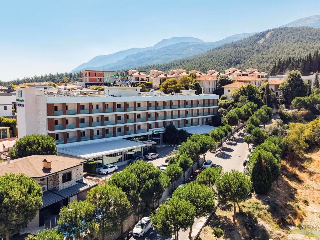Holiday Inn Express Manisa West — 2