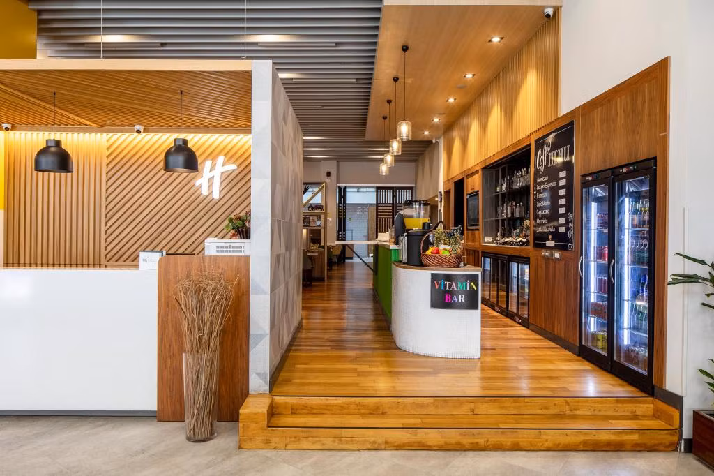 Holiday Inn Sisli — 8