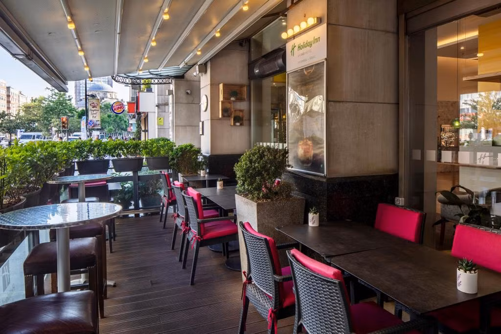 Holiday Inn Sisli — 9
