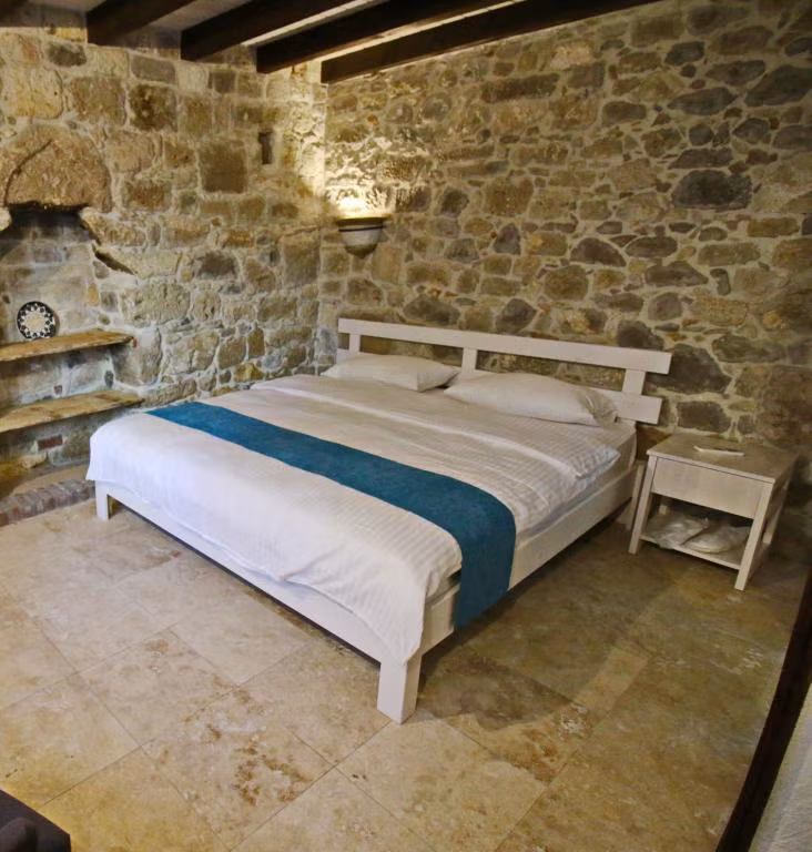 Homeros Butik Otel Çandarlı — 9
