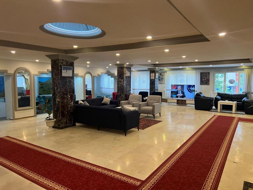 Hotel Ararat — 3