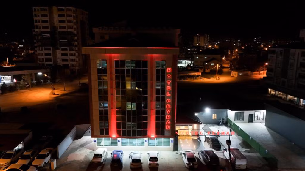 Hotel Ceyhan — 2