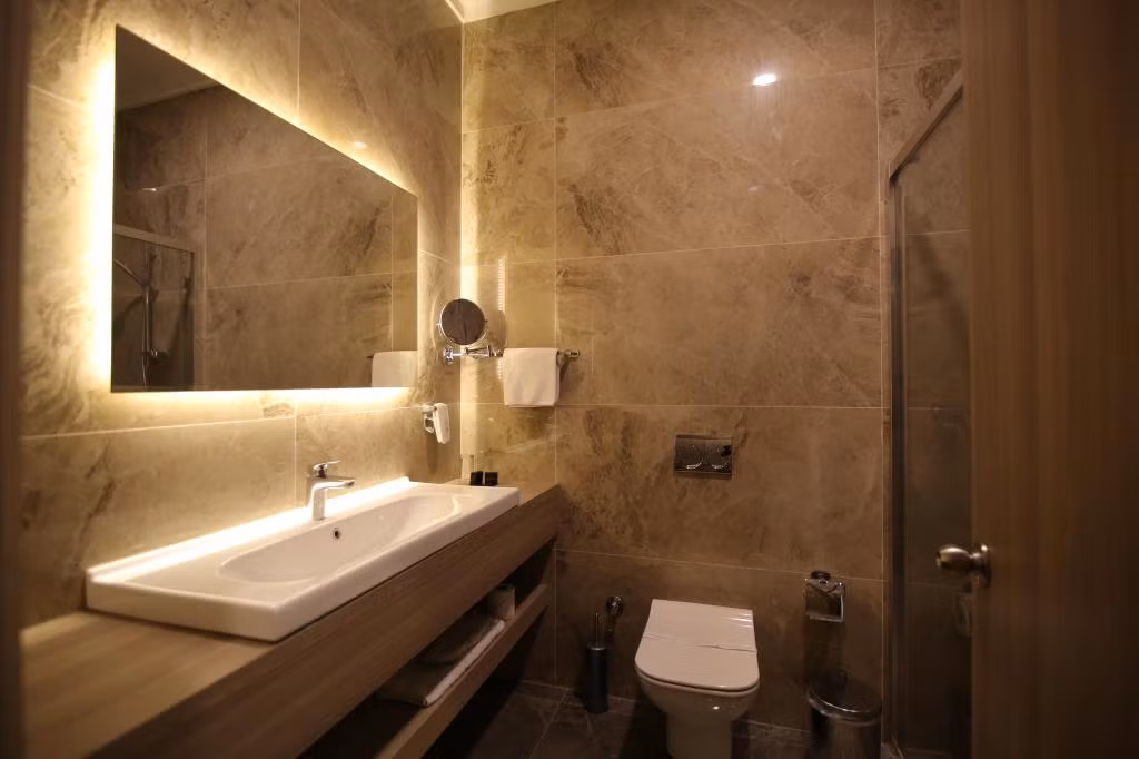 Hotel Excellence Inn — 4