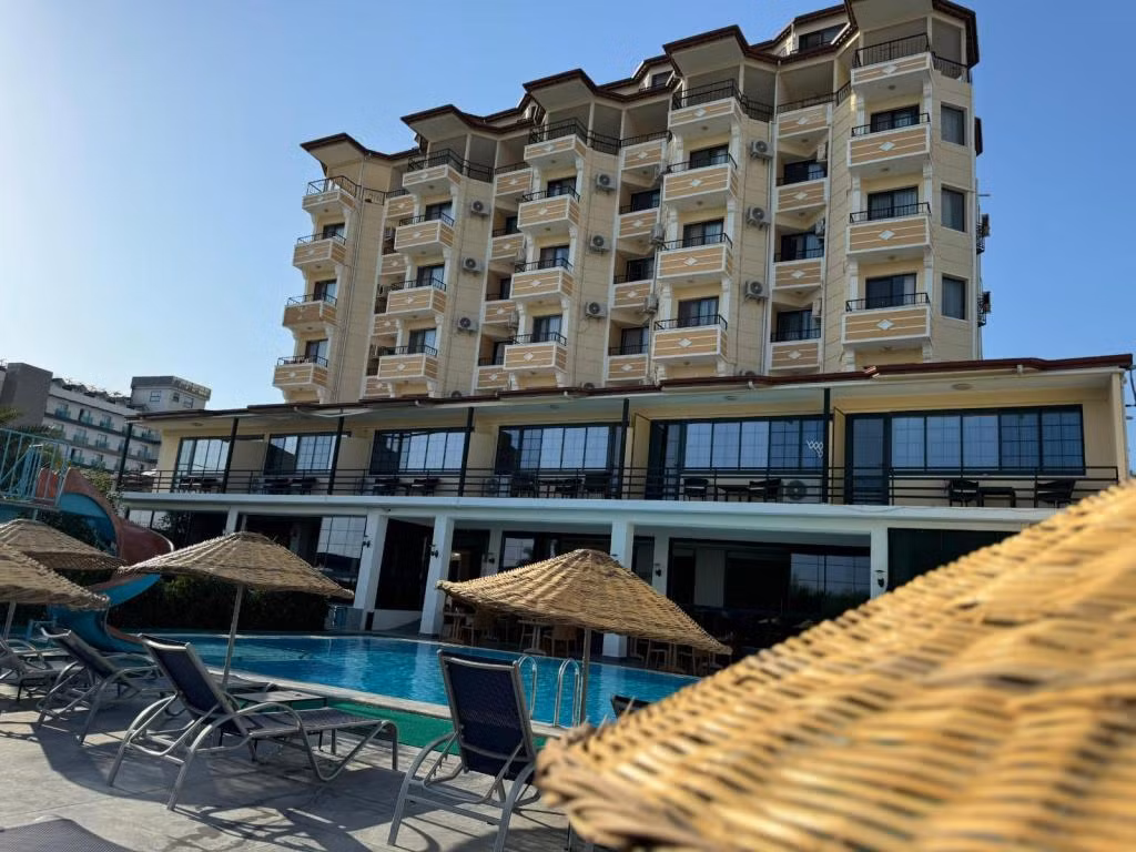 Hotel Palmera Resort — 10
