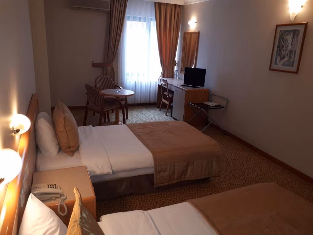 Hotel Sefa 1 — 7