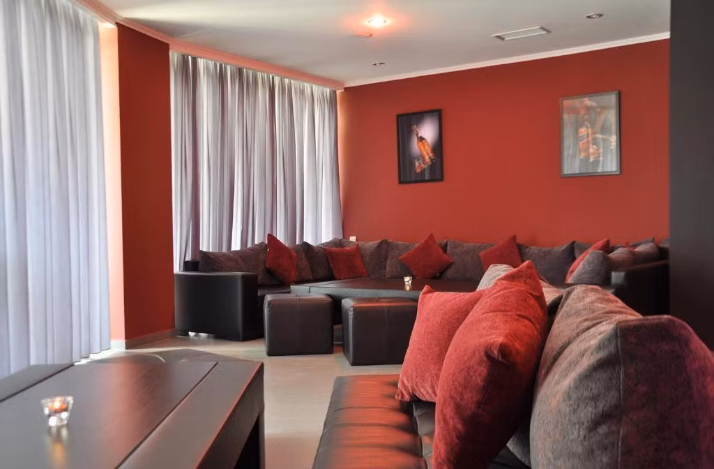Hotel Shine Palace — 6
