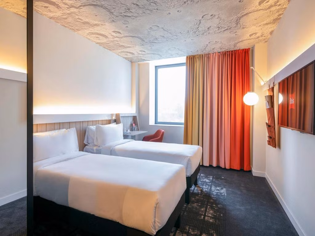 Ibis Baku City Hotel — 8