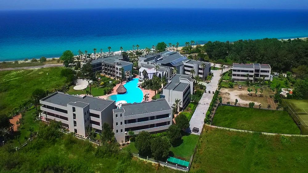 Ilio Mare Resort Hotel — 2