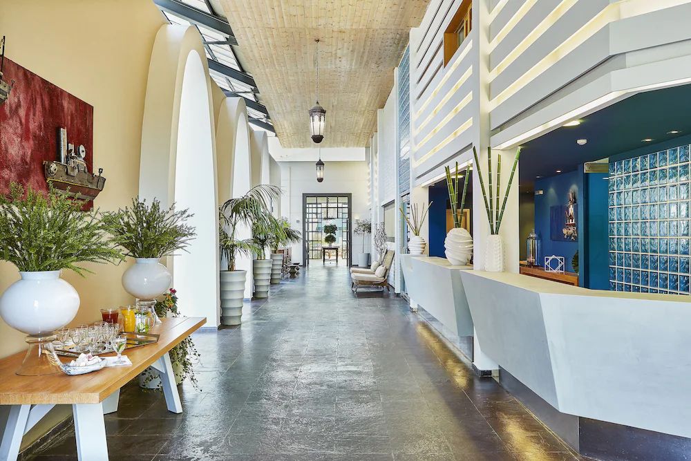 Ilio Mare Resort Hotel — 7
