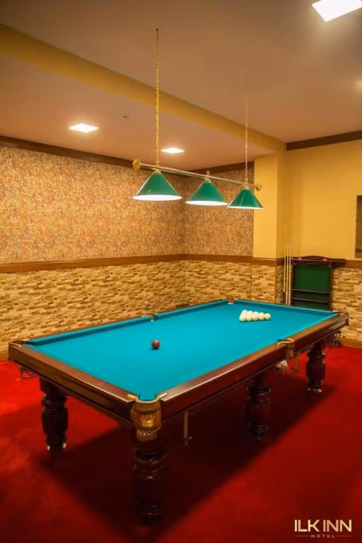Ilk Inn Hotel — 10