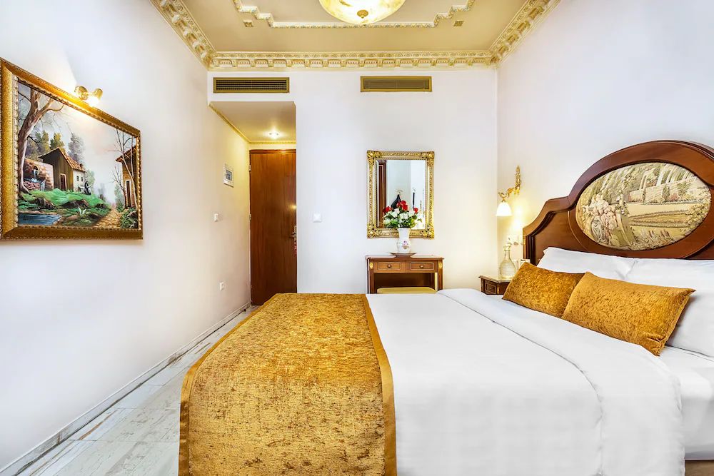 Imperial Classic Hotel — 9