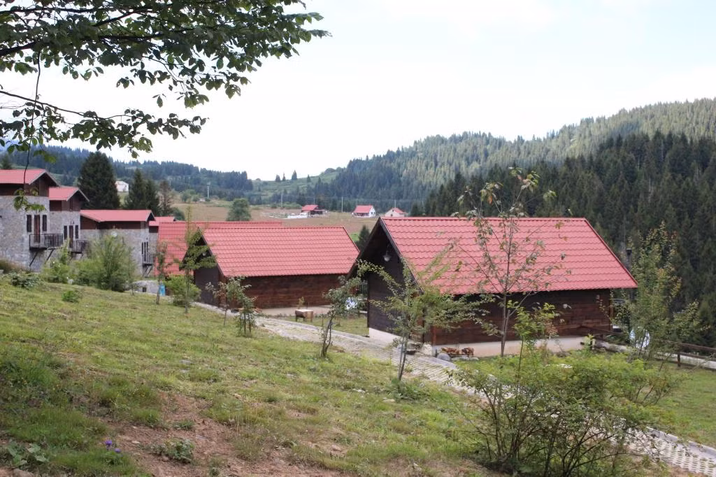 Karlıbel Armutalan Yayla Evleri — 9