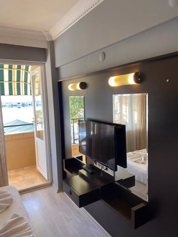 Küçükkuyu Gümüş Otel — 5