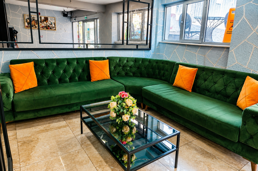 Kadırga Antik Otel — 4