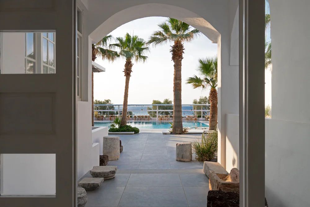 Kamari Beach Hotel — 9