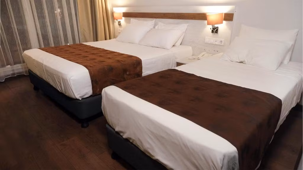 Kanyonvadi Hotel — 9